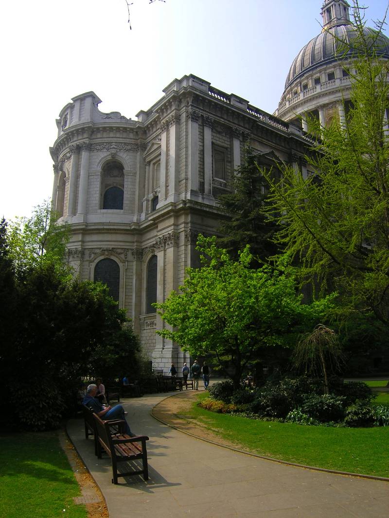 London, April 13-15th 2007: Meeting Sun Lim. St. Paul's Cathedral.