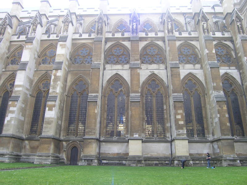 London, April 13-15th 2007: Meeting Sun Lim. We stopped next to Westminster Abbey for lunch.