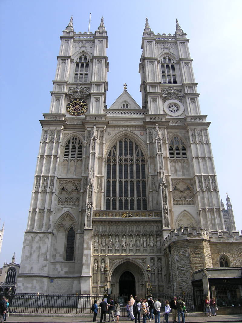 London, April 13-15th 2007: Meeting Sun Lim. Next to Westminster Abbey.