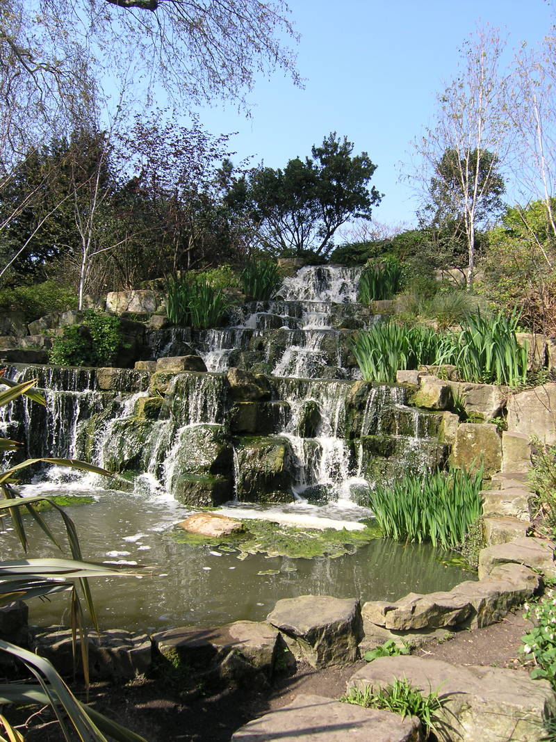 London, April 13-15th 2007: Meeting Sun Lim. Regent's Park: The great falls.