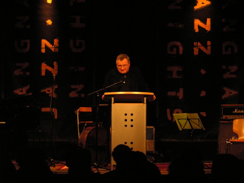 Langnau Jazz Nights 2007: It's speech-night. A very good friend of Walter Schmocker.