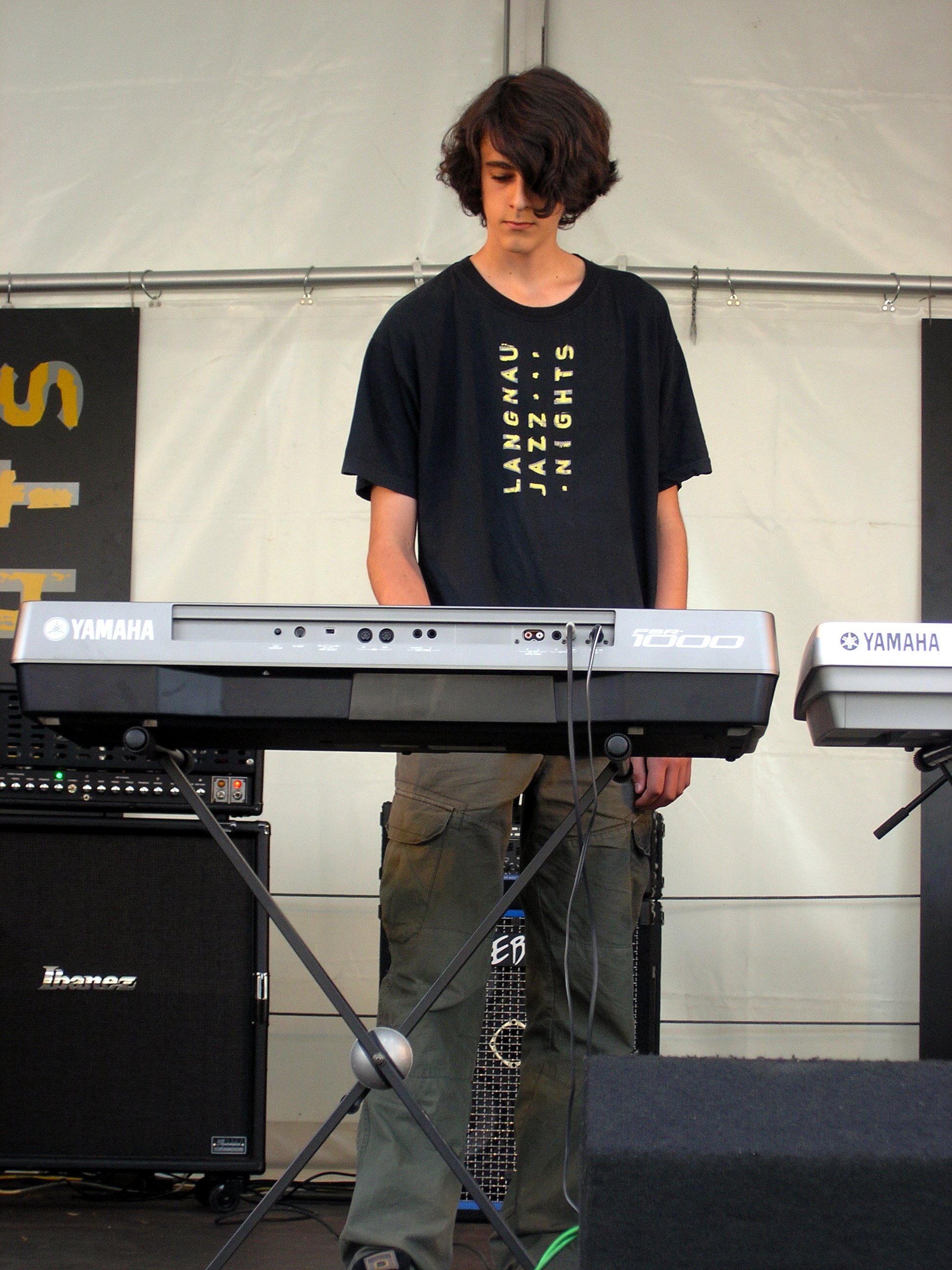 Langnau Jazz Nights 2007: Junior Jazz Meeting on the Viehmarktplatz. July 28th 2007. The Keys with some minor technical problems. 
